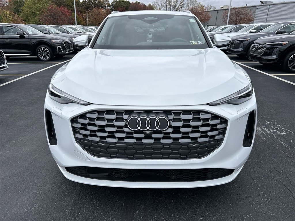 New 2025 Audi Q5 Prestige image 3