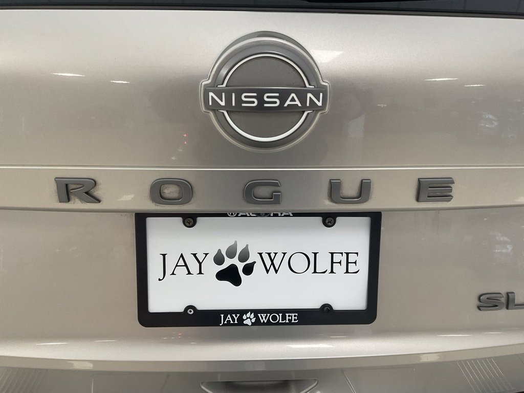 Used 2024 Nissan Rogue SL image 24