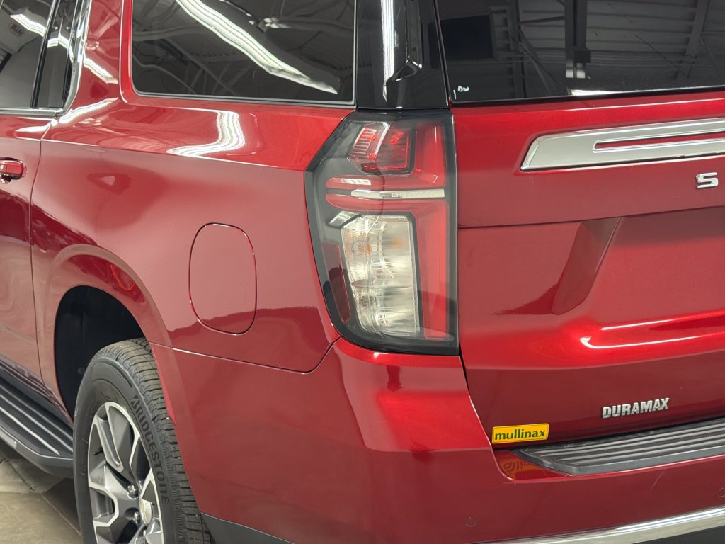 Used 2021 Chevrolet Suburban LT w/ Rear Media and Nav Package RWD image 16