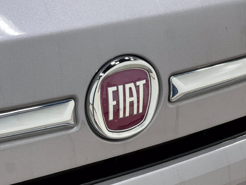 Used 2017 FIAT 500 Pop w/ Sport Appearance Package FWD image 37