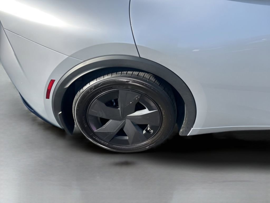 Used 2024 Toyota Prius LE image 13