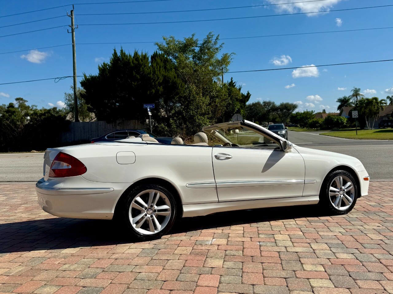 Used 2008 Mercedes-Benz CLK 350 Cabriolet image 5
