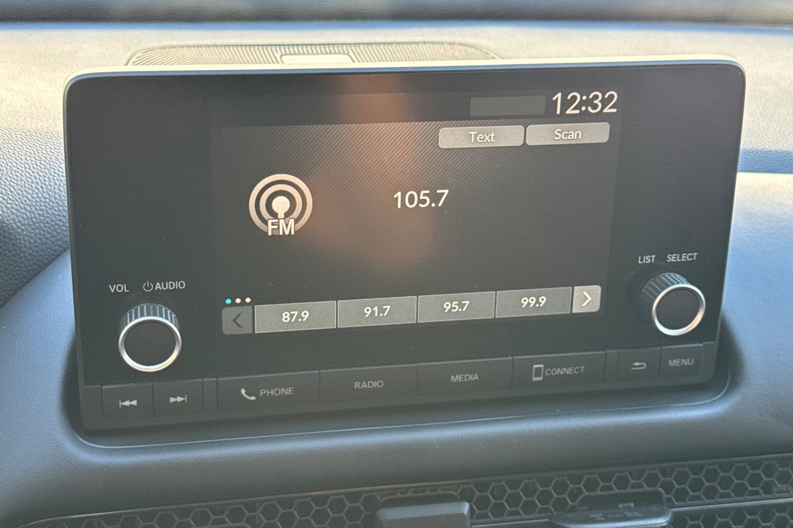 Certified 2023 Honda HR-V LX image 20