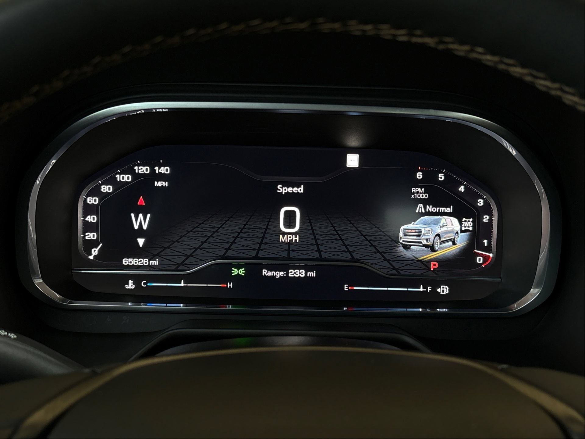 Used 2023 GMC Yukon AT4 w/ Technology Package AWD/4WD image 18