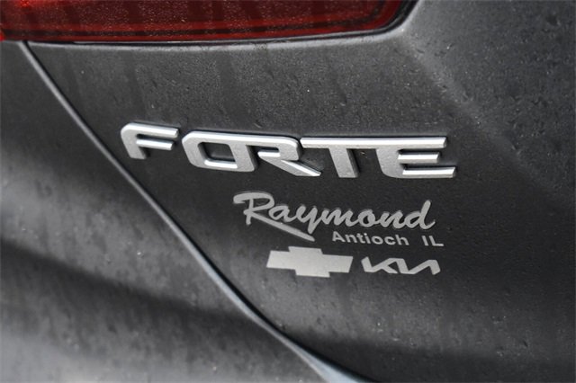 Used 2022 Kia Forte LXS w/ LXS Technology Package image 11