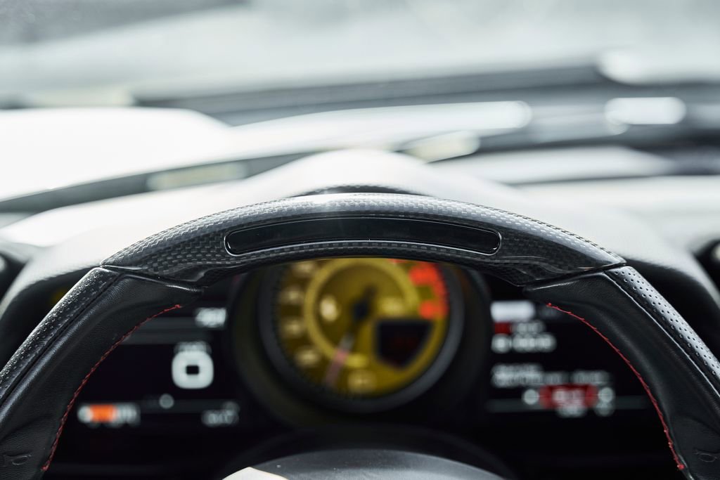 Used 2020 Ferrari 488 Pista Coupe RWD image 47