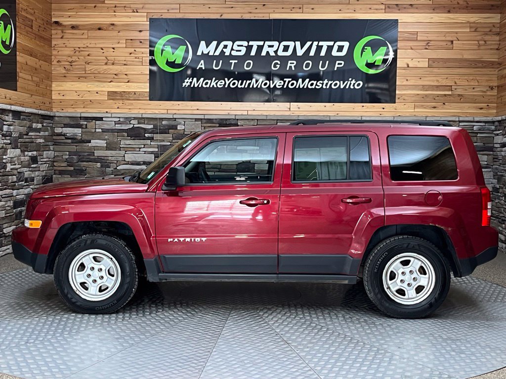Used 2017 Jeep Patriot Sport w/ Power Value Group AWD/4WD image 8