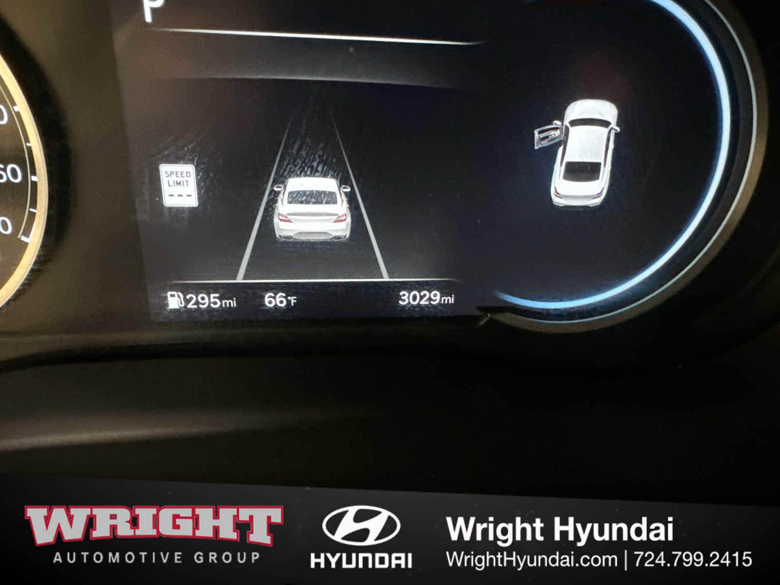 Certified 2025 Genesis G70 2.5T image 23