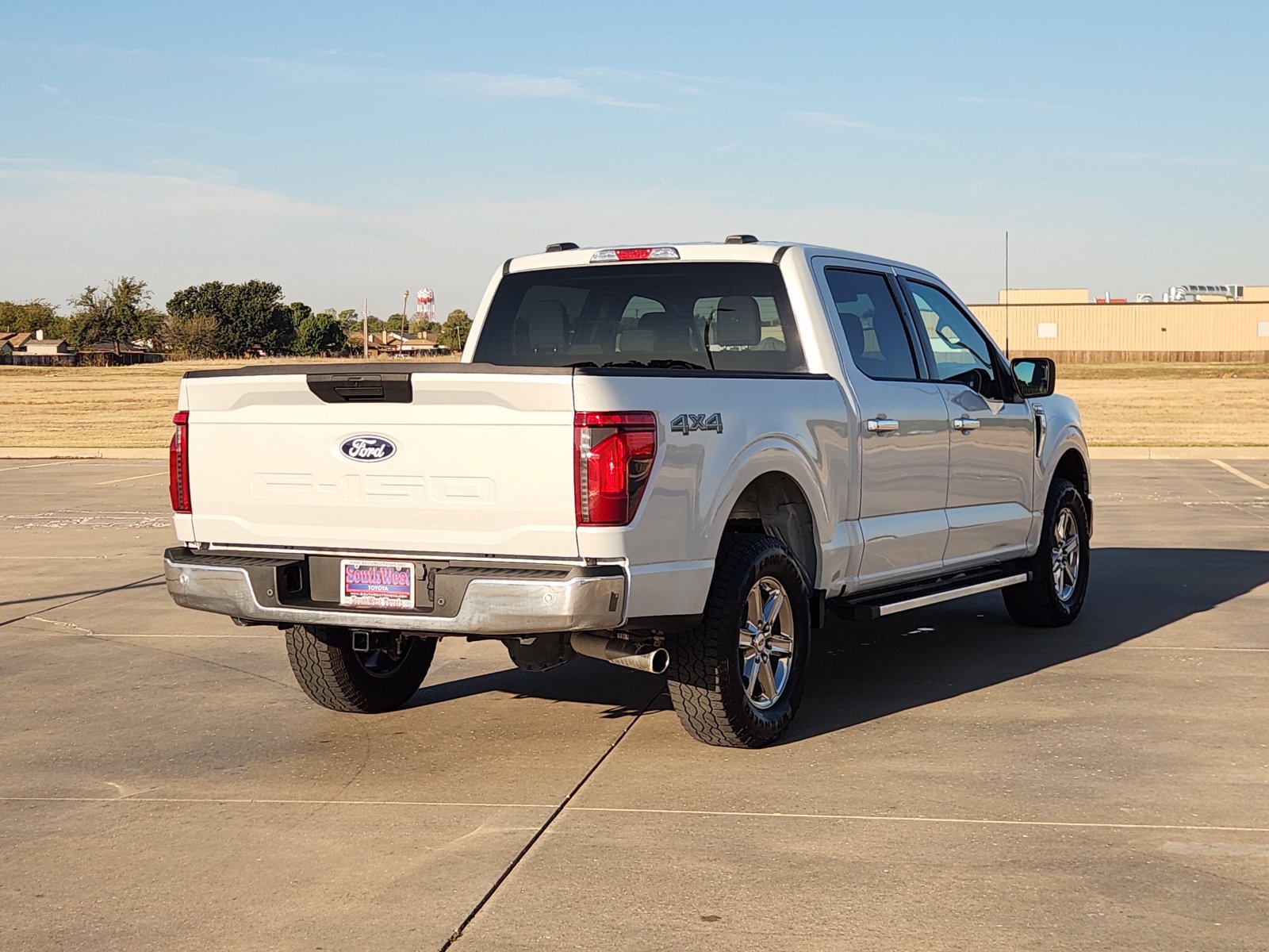 Used 2025 Ford F150 XLT w/ Equipment Group 301A Standard AWD/4WD image 5