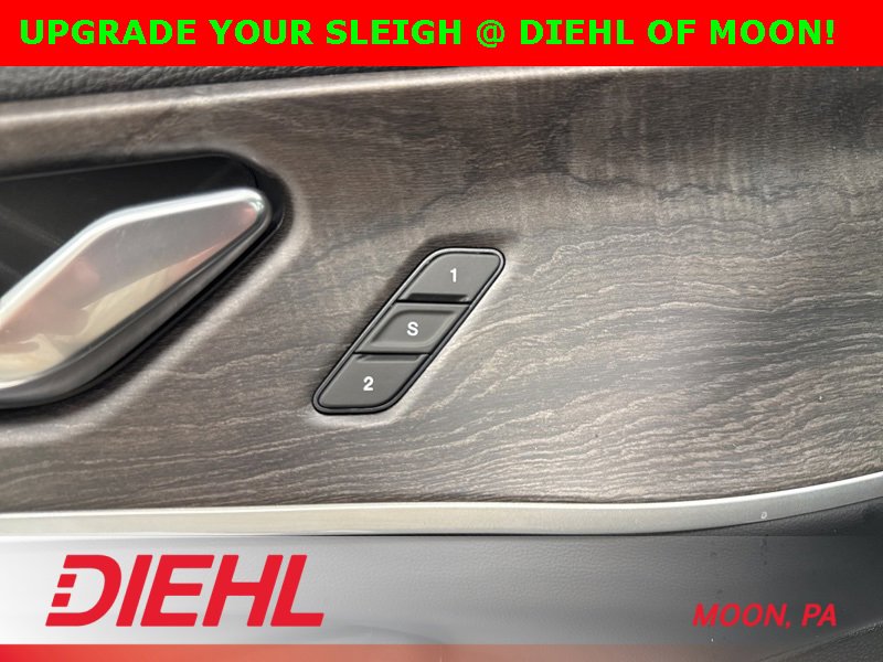 New 2025 Jeep Grand Cherokee Limited w/ Trailer Tow Package image 24