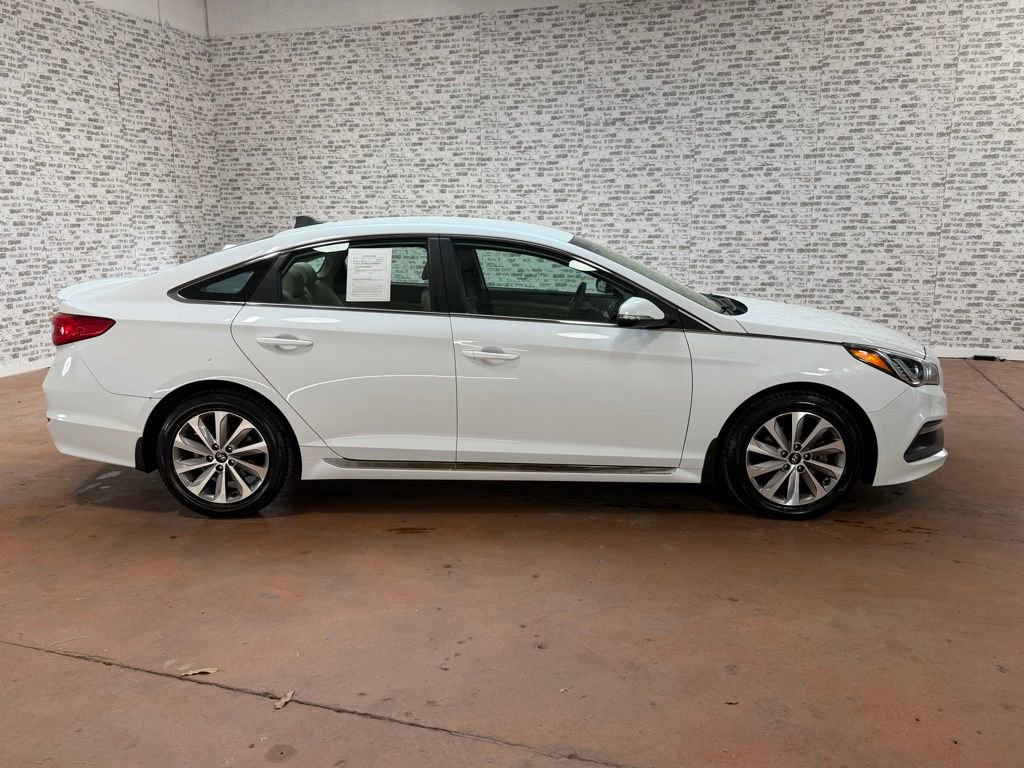 Used 2016 Hyundai Sonata Sport w/ Cargo Package image 6