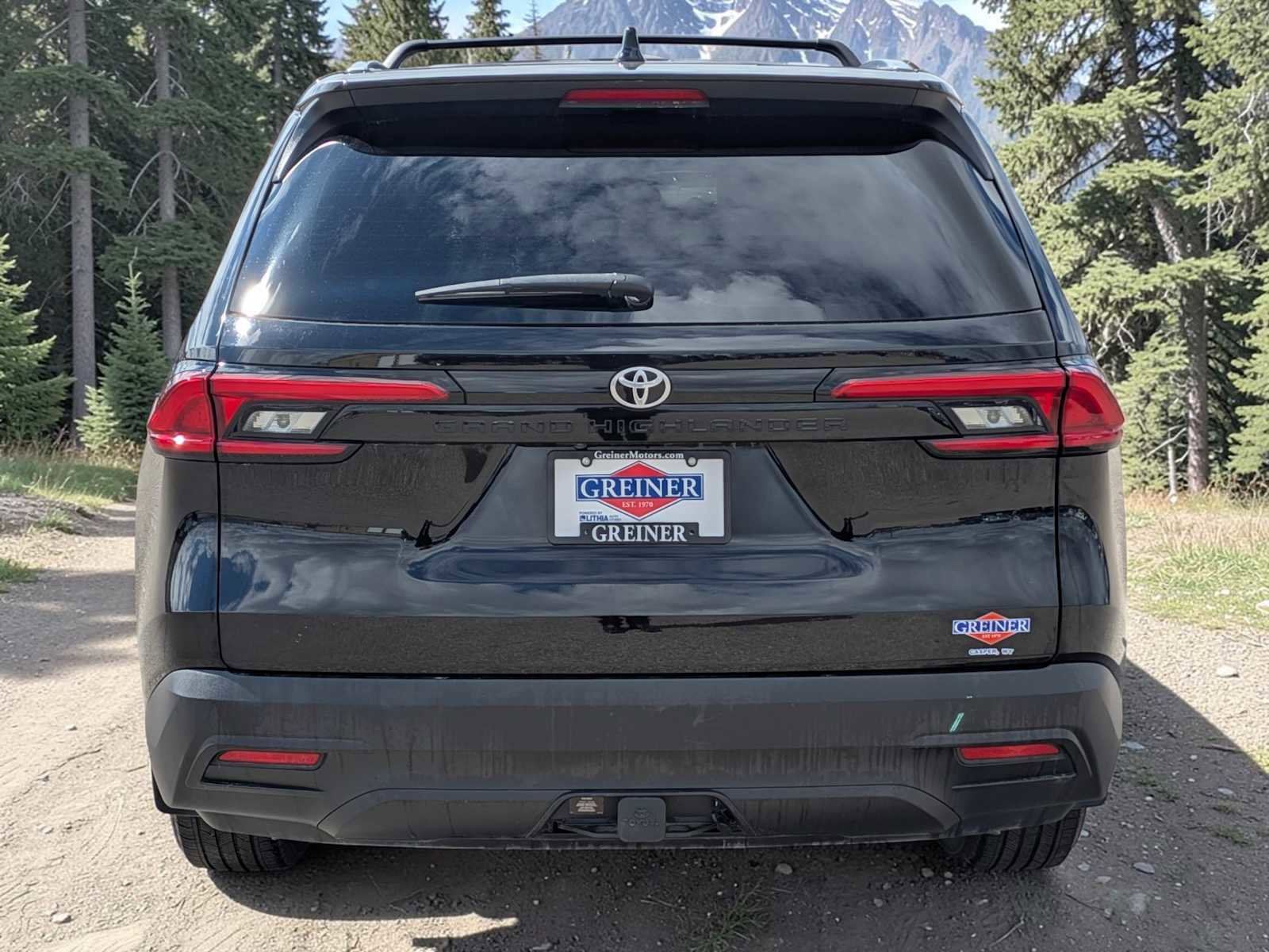 Used 2024 Toyota Grand Highlander AWD image 5