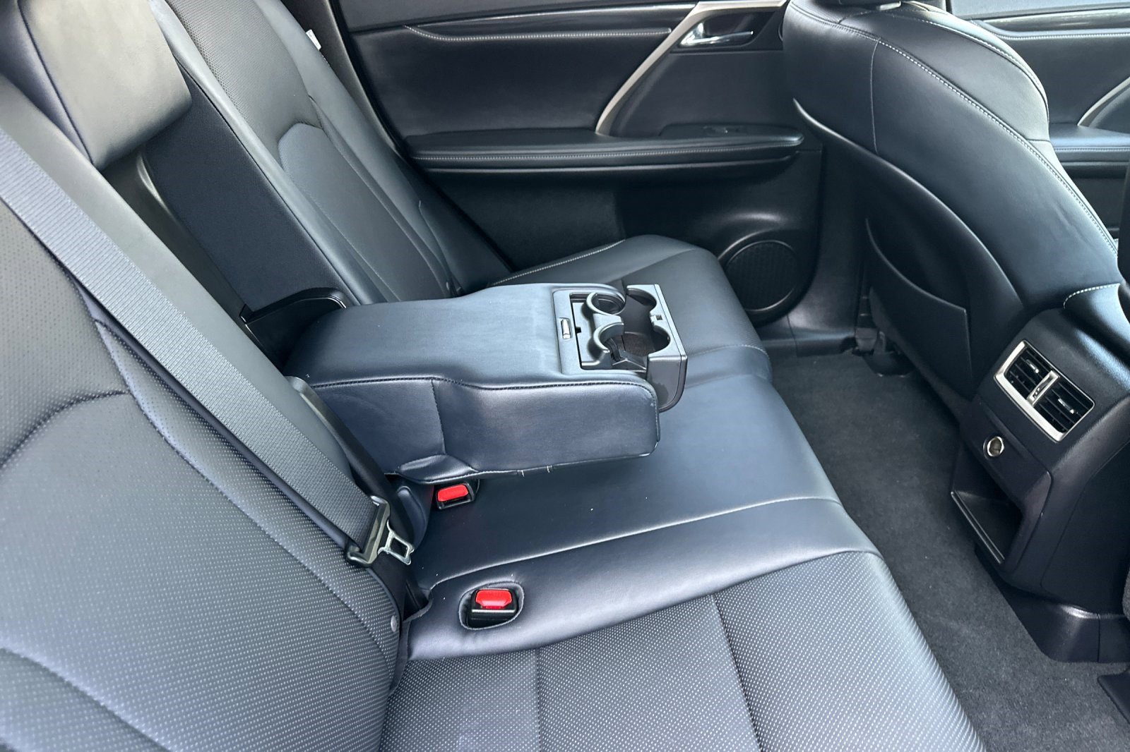 Used 2019 Lexus RX 350 FWD w/ Accessory Package image 28