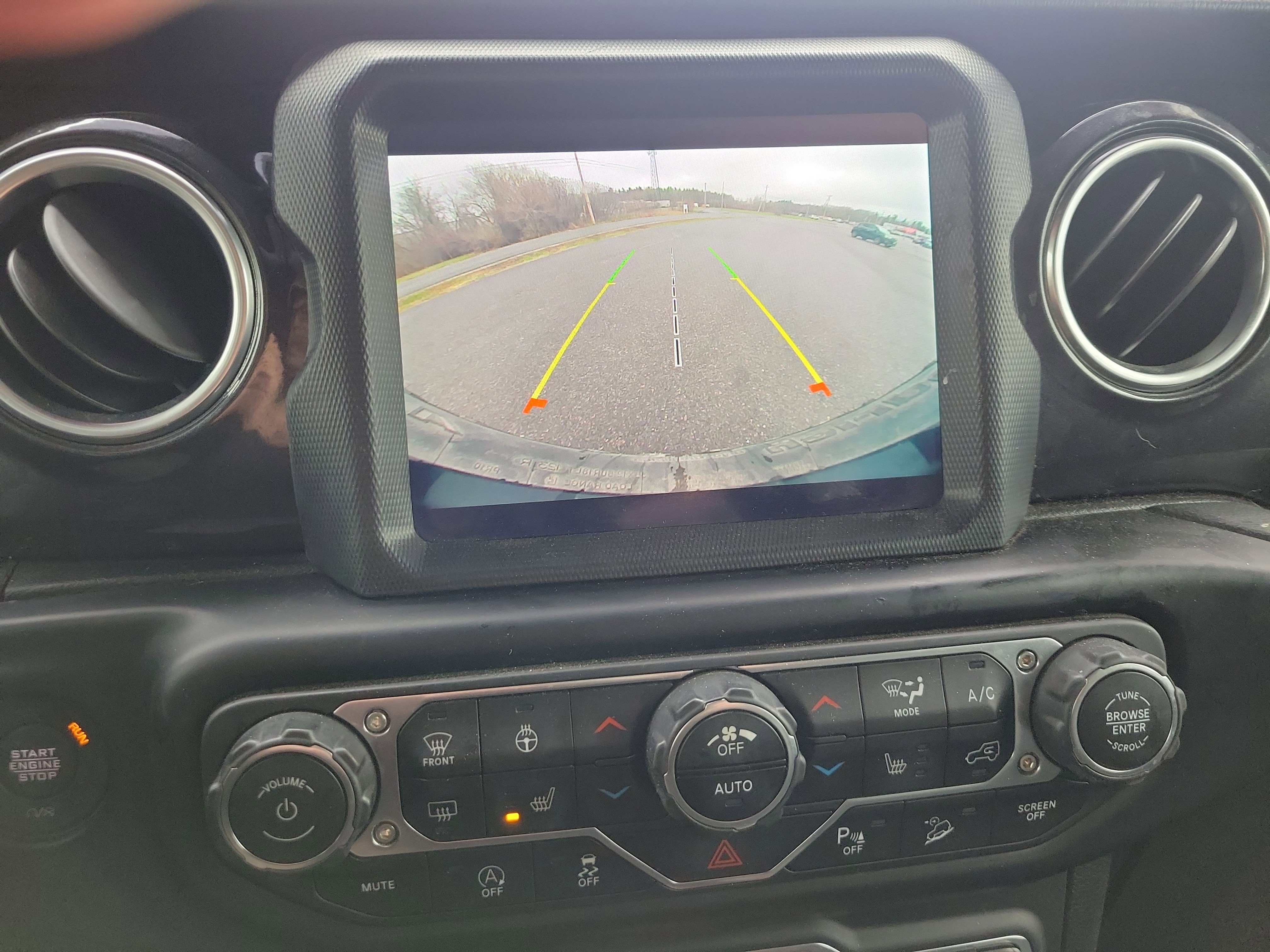 Used 2021 Jeep Wrangler Unlimited Sahara AWD/4WD image 21