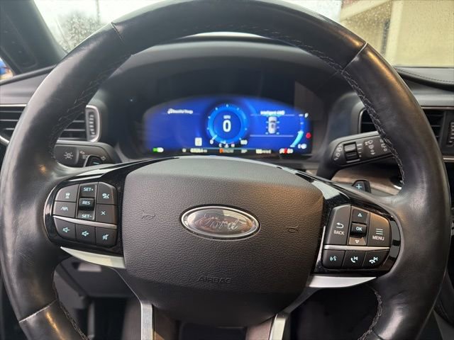 Used 2021 Ford Explorer Platinum w/ Equipment Group 601A image 21