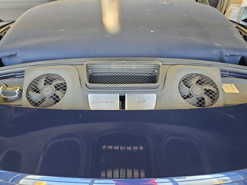 Used 2018 Porsche 911 Carrera image 31