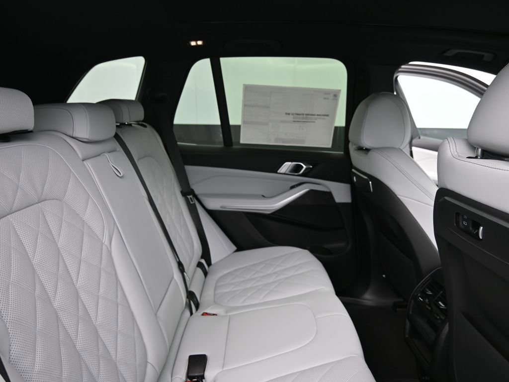 New 2026 BMW X5 sDrive40i w/ Parking Assistance Package RWD image 25