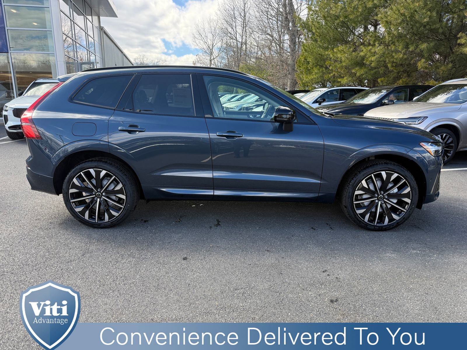 New 2026 Volvo XC60 B5 Ultra w/ Protection Package Premier AWD/4WD image 9