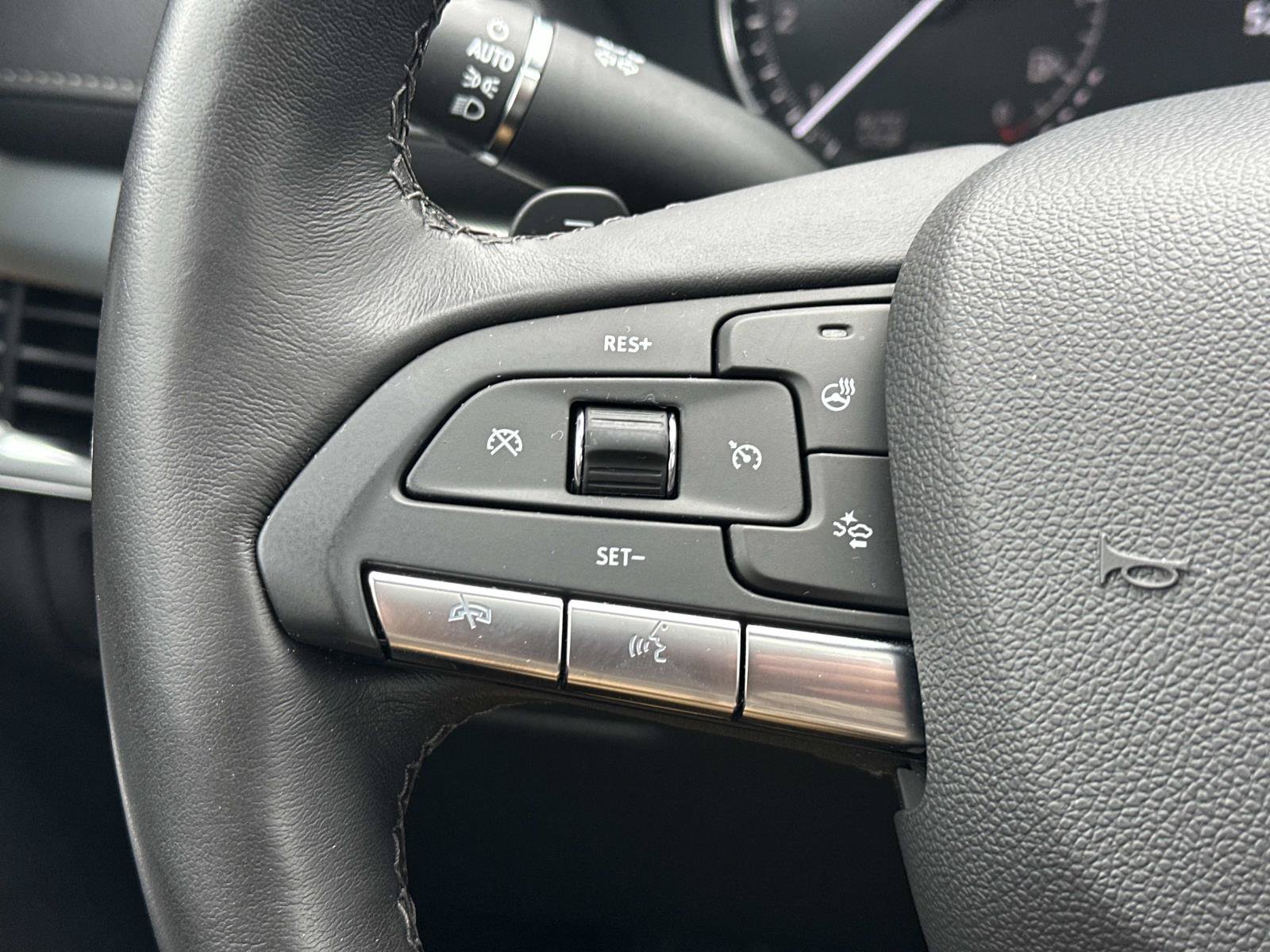 Certified 2023 Cadillac XT4 Premium Luxury w/ Cold Weather Package AWD/4WD image 22