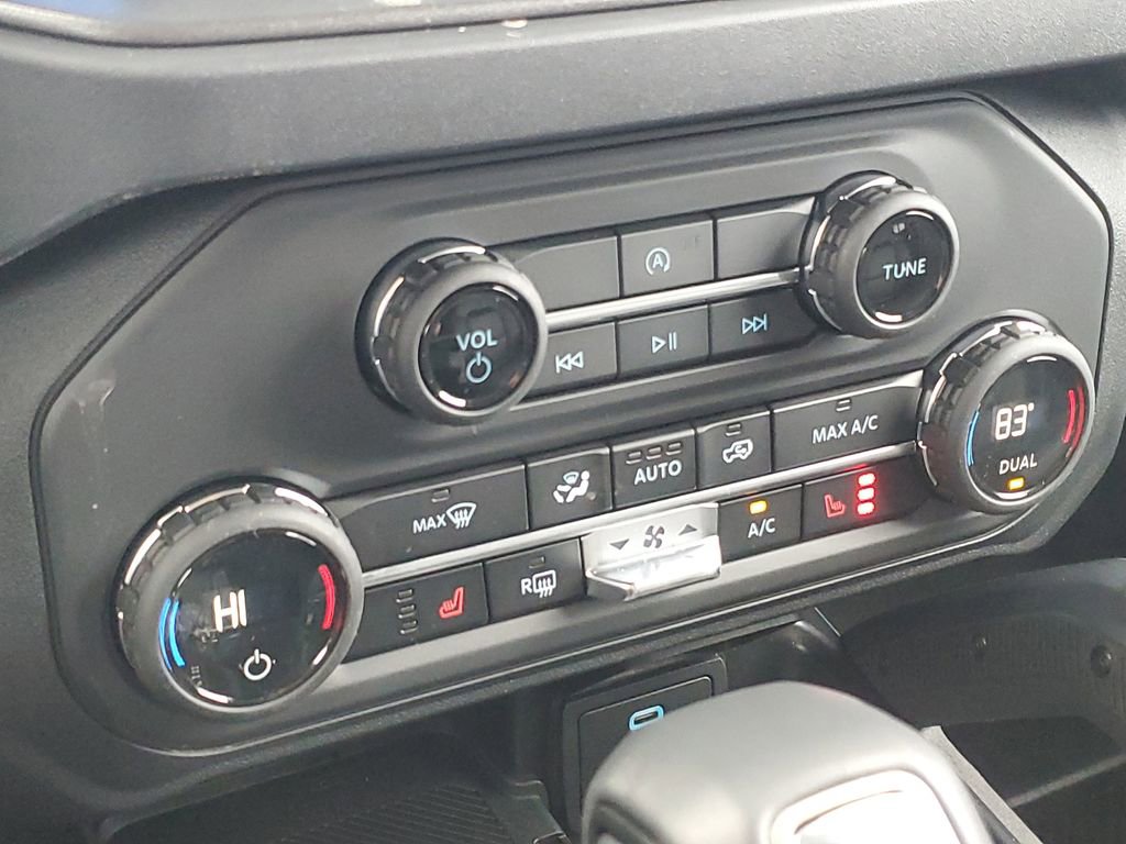 New 2025 Ford Bronco Big Bend w/ Black Diamond Package AWD/4WD image 17