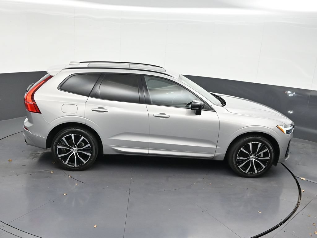 Certified 2024 Volvo XC60 B5 Plus w/ Climate Package AWD/4WD image 20