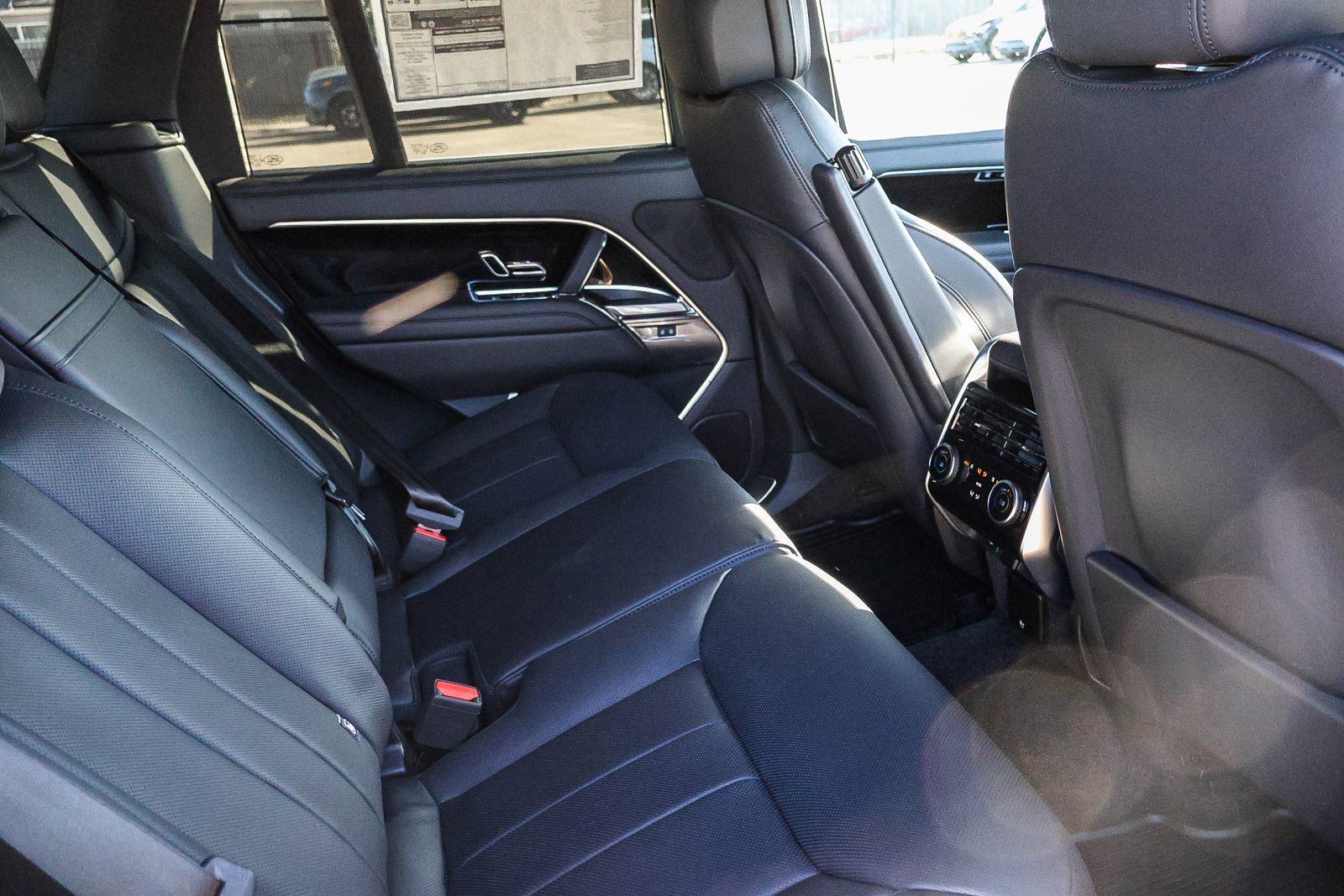 New 2026 Land Rover Range Rover SE image 20