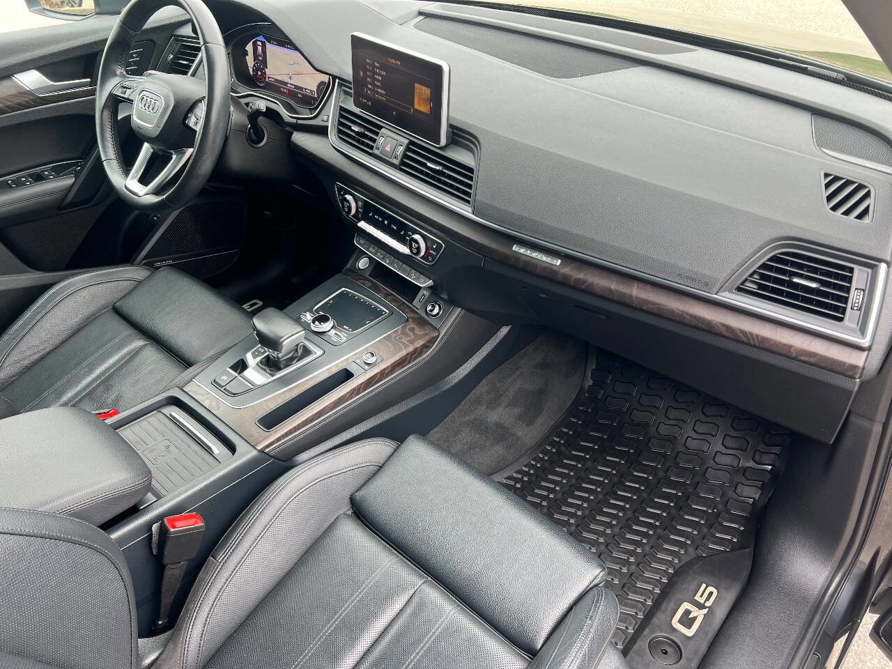 Used 2019 Audi Q5 Prestige w/ Prestige Package AWD/4WD image 21