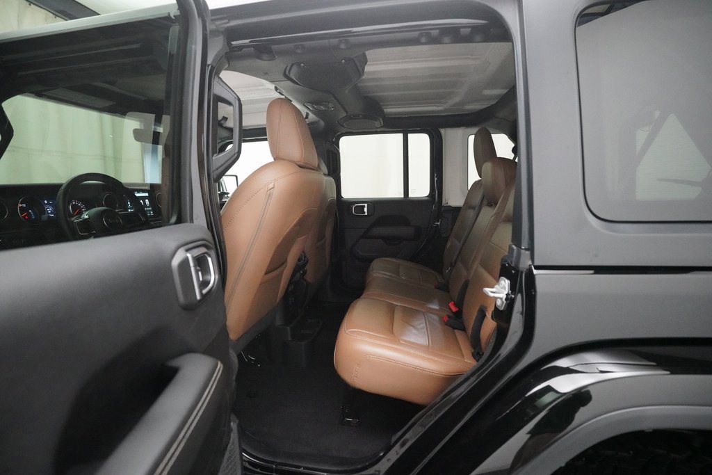 Used 2021 Jeep Wrangler Unlimited Sahara image 15