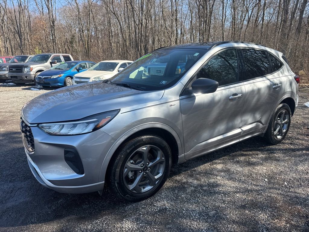Used 2024 Ford Escape ST-Line w/ Tech Pack #1 image 4
