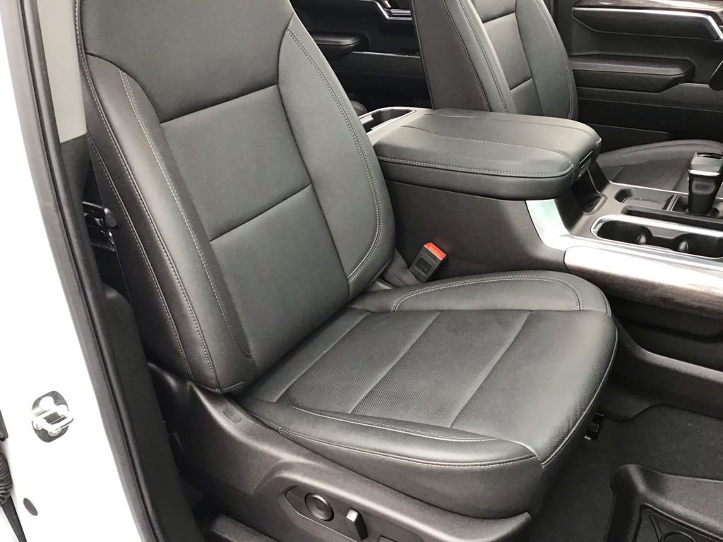 Used 2024 Chevrolet Silverado 1500 LTZ w/ LTZ Convenience Package II image 12