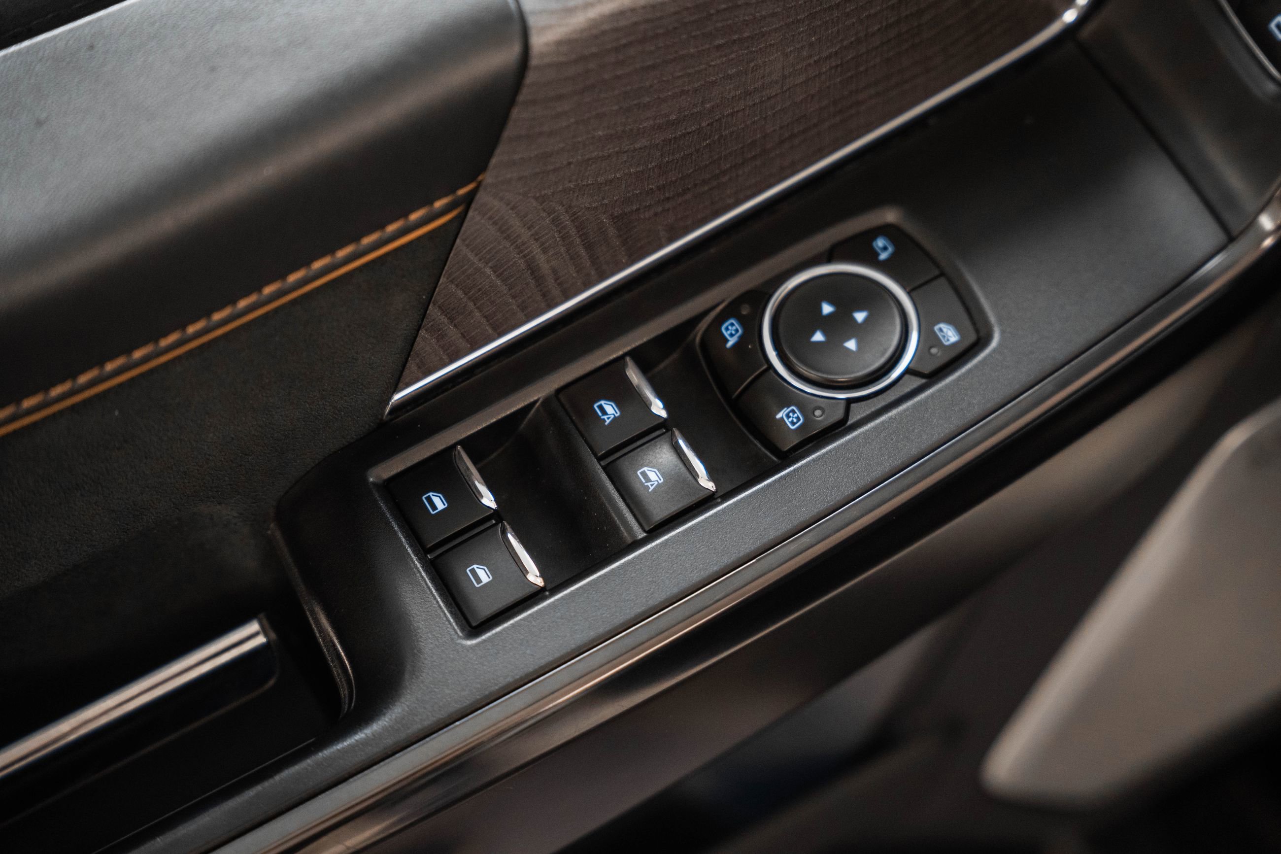 Used 2023 Ford F150 Platinum w/ FX4 Off-Road Package image 50