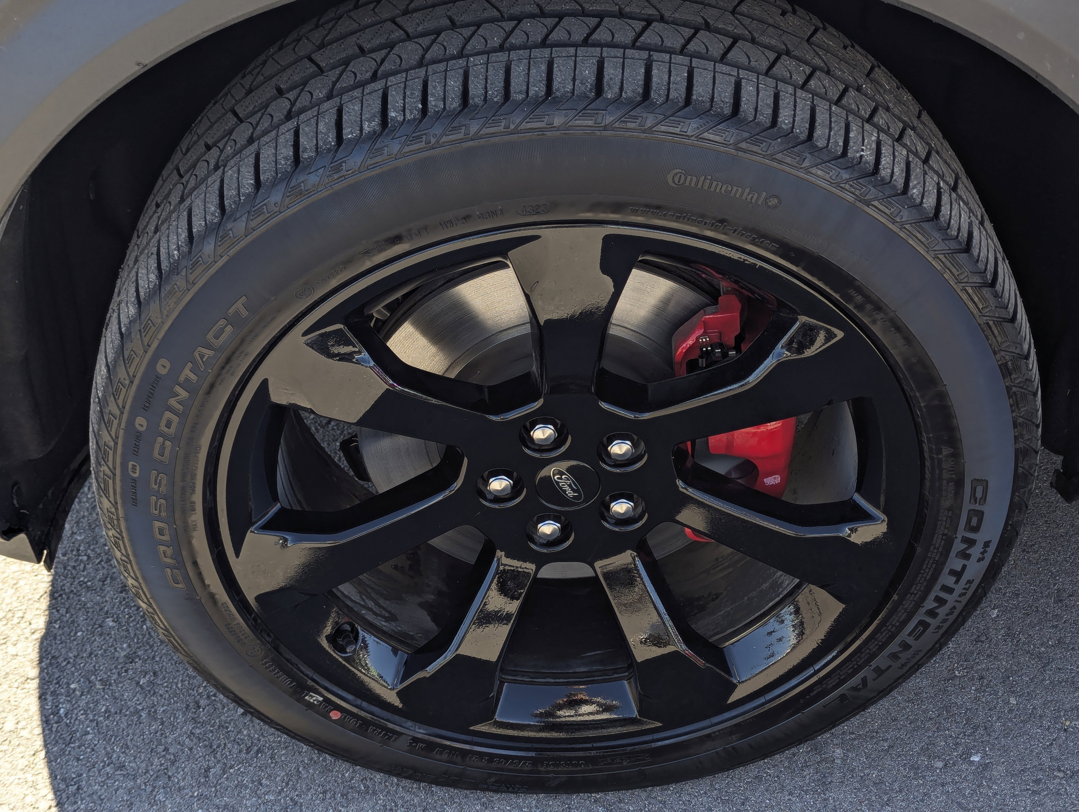 Certified 2022 Ford Explorer ST w/ Equipment Group 401A image 7