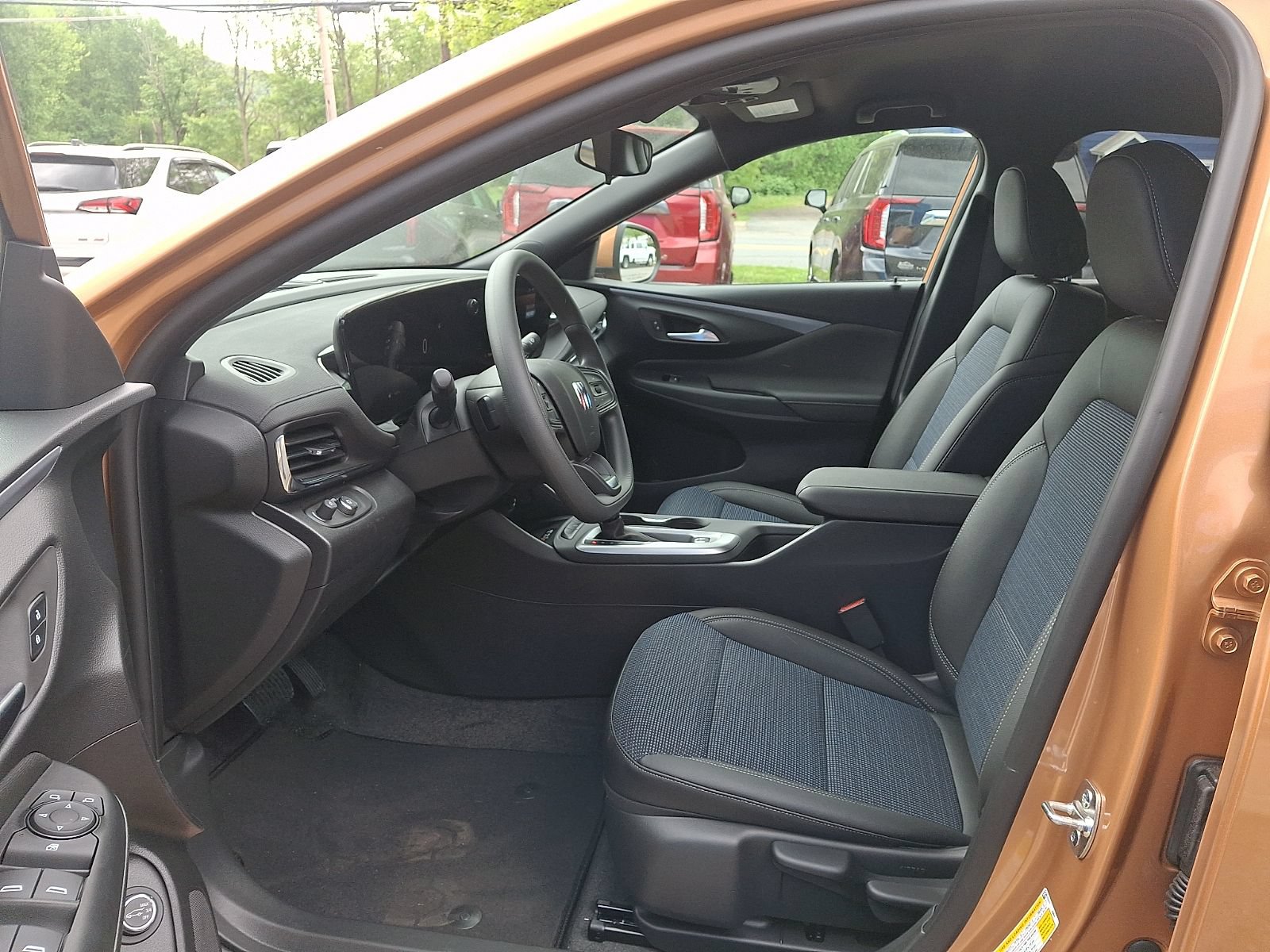 New 2026 Buick Envista Preferred w/ Convenience II Package FWD image 13