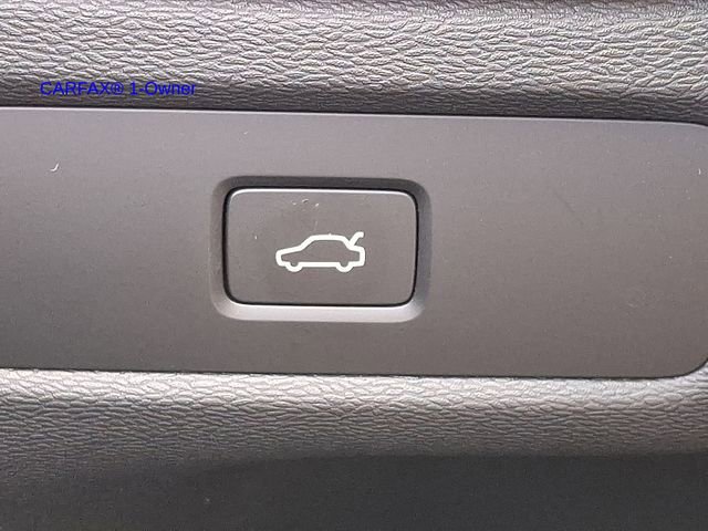 Certified 2023 Volvo XC60 B5 Plus image 26