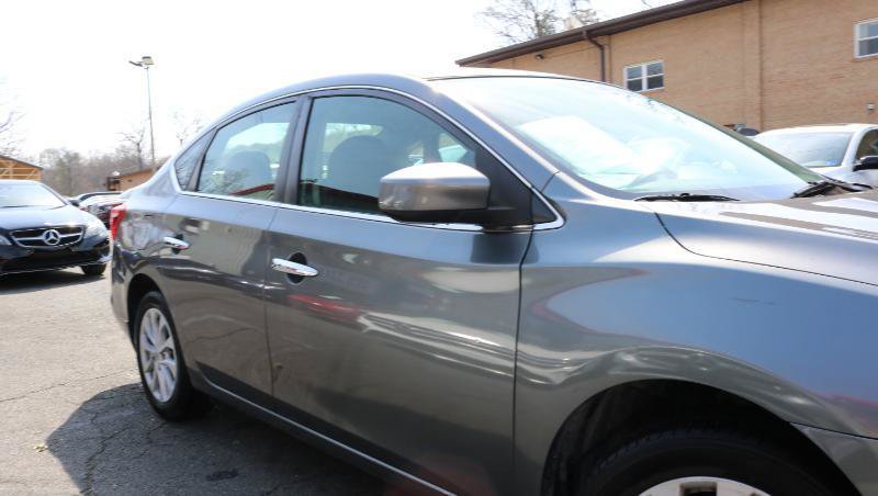 Used 2019 Nissan Sentra SV FWD image 3