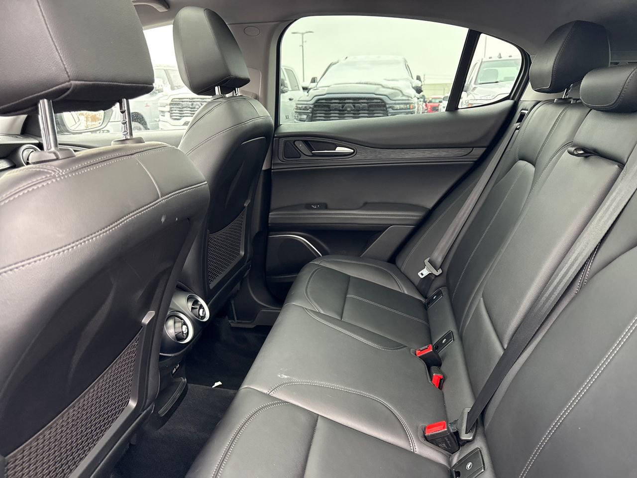 Used 2020 Alfa Romeo Stelvio Sport w/ Cold Weather Package image 15