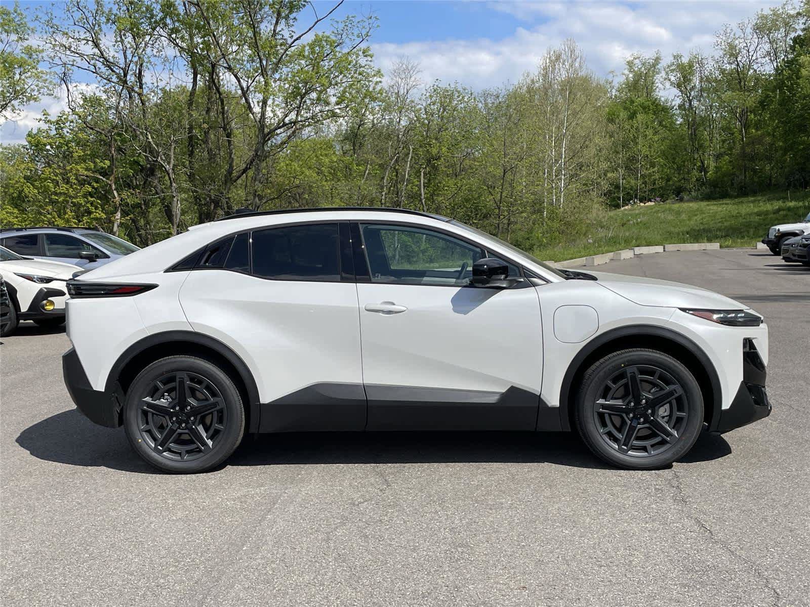 New 2026 Subaru Uncharted AWD image 6