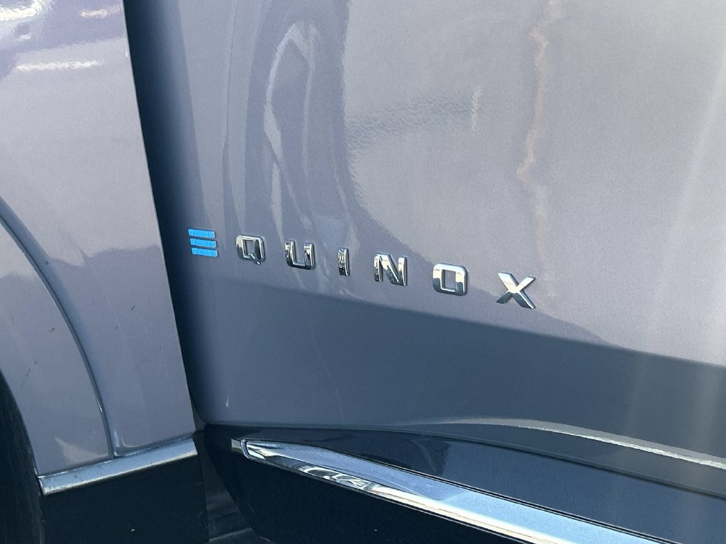 Used 2024 Chevrolet Equinox EV LT FWD image 36