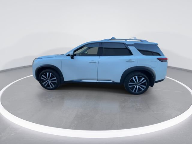 Used 2024 Nissan Pathfinder Platinum w/ Cargo Package image 5