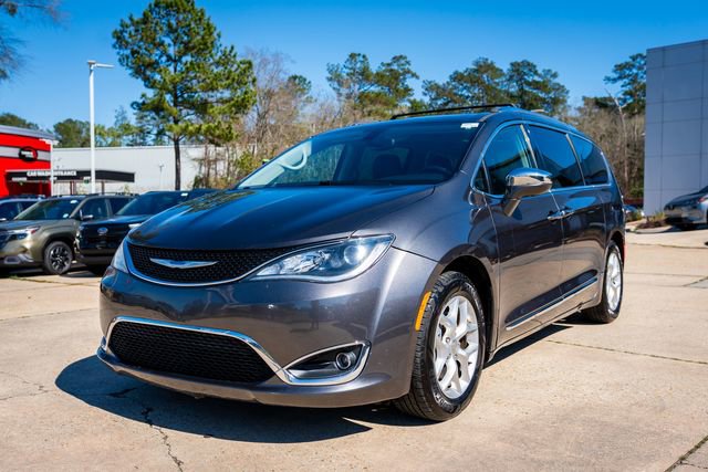 Used 2020 Chrysler Pacifica Limited image 11