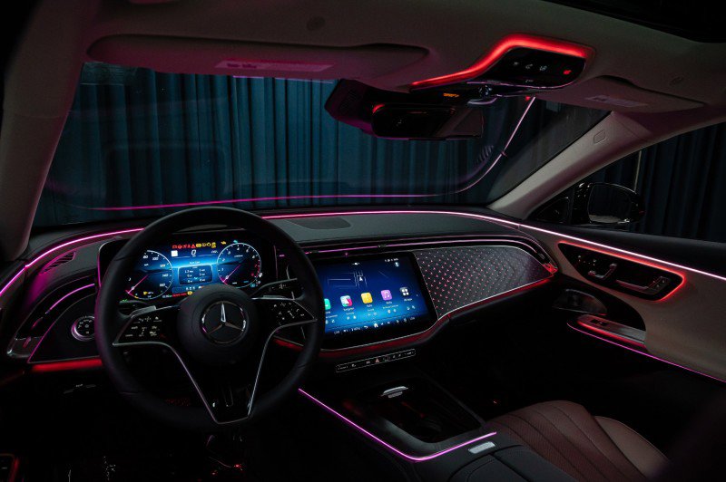 New 2026 Mercedes-Benz E 350 Sedan image 13