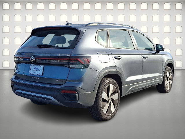 Used 2025 Volkswagen Taos S AWD/4WD image 7