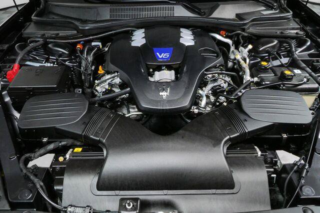 Used 2023 Maserati Quattroporte Modena RWD image 36