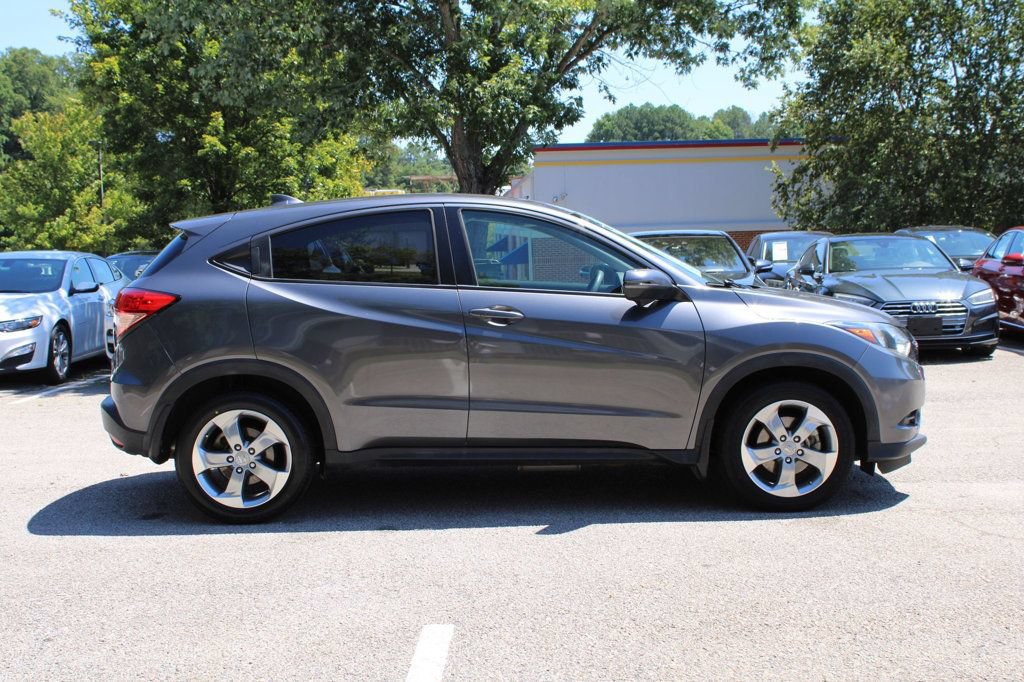Used 2017 Honda HR-V EX image 5