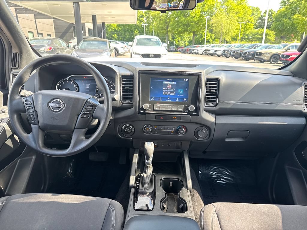 Used 2023 Nissan Frontier SV w/ Midnight Edition Package AWD/4WD image 12