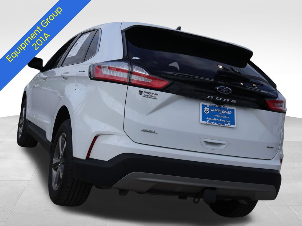 Certified 2024 Ford Edge SEL w/ Convenience Package AWD/4WD image 4