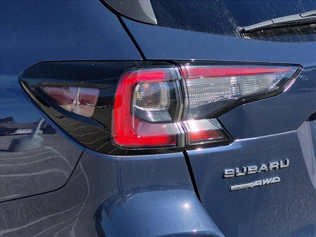 Used 2024 Subaru Outback Premium AWD/4WD image 11