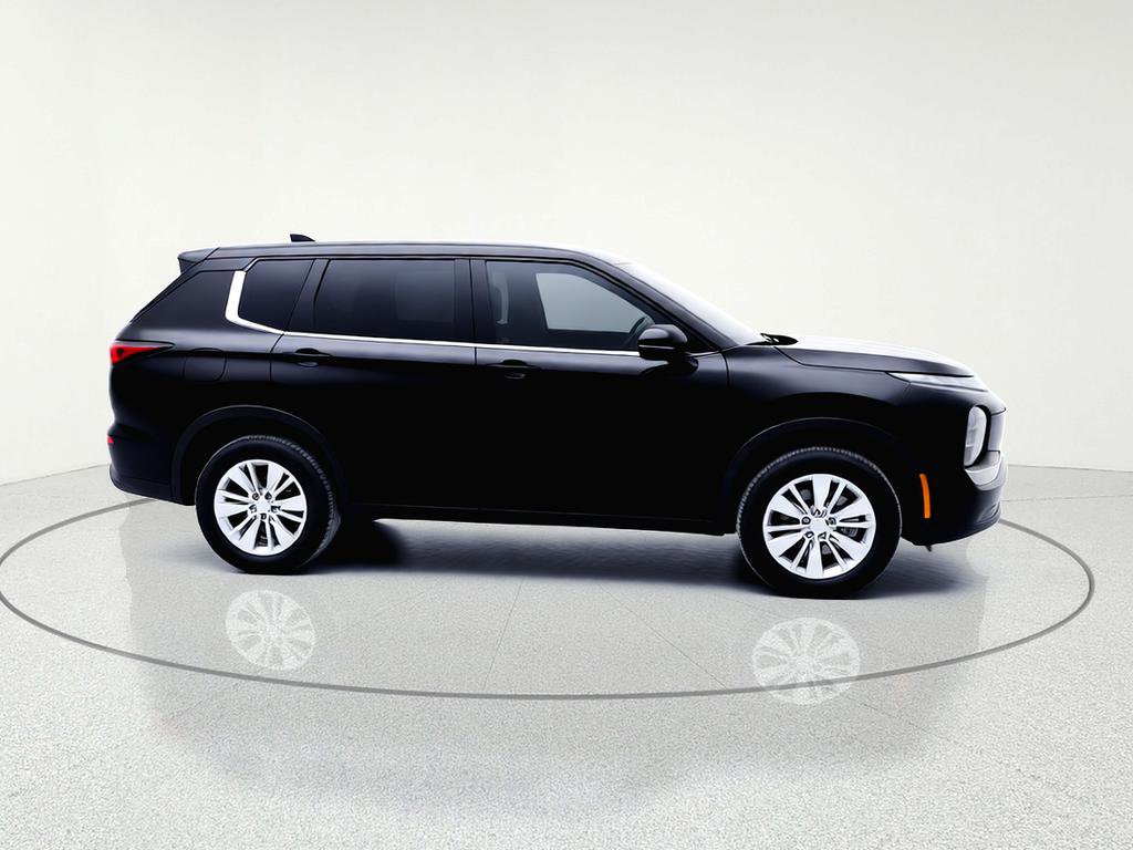 New 2026 Mitsubishi Outlander ES FWD image 8