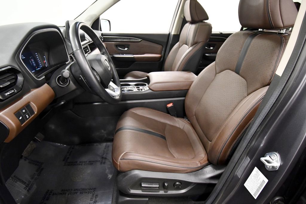 Certified 2025 Honda Pilot Elite image 14