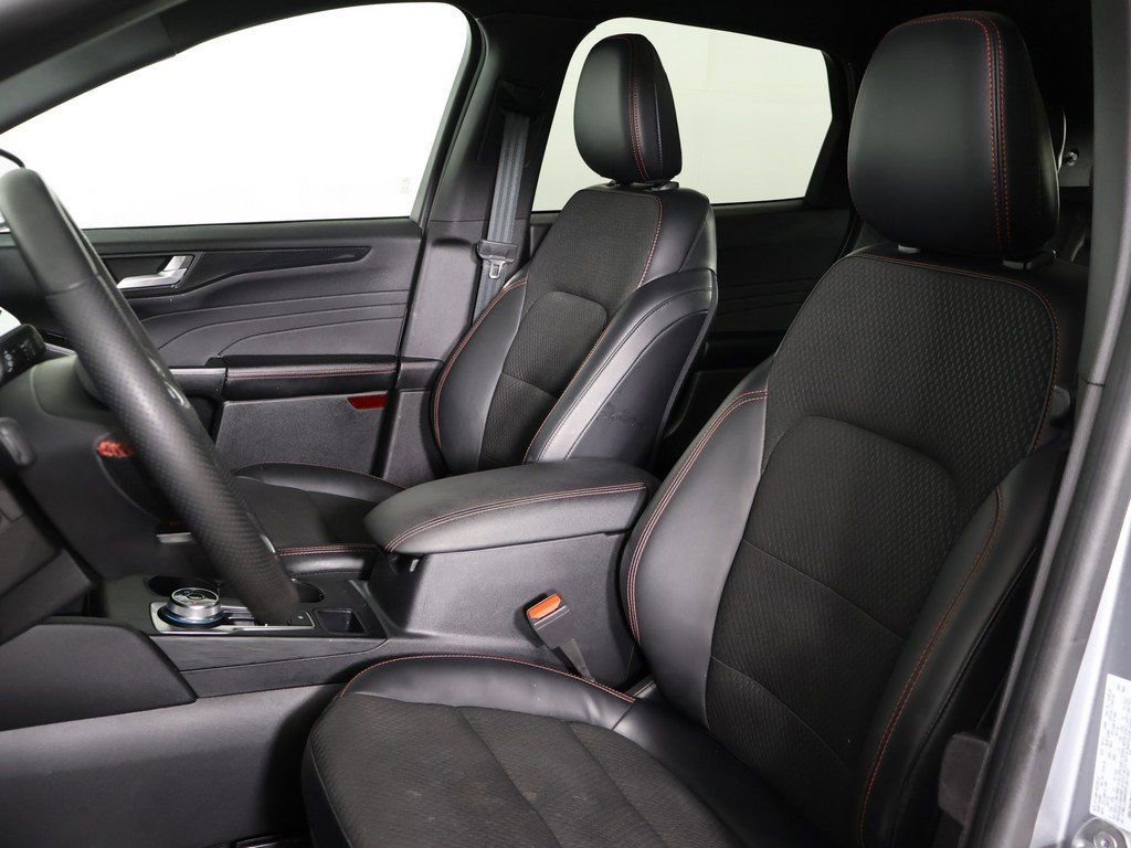 Used 2023 Ford Escape ST-Line w/ Tech Pack #1 image 30